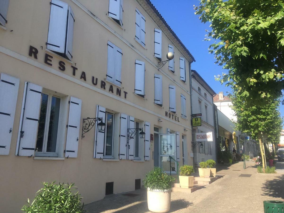 Hotel Restaurant La Boule D'Or Barbezieux-Saint-Hilaire Exterior foto